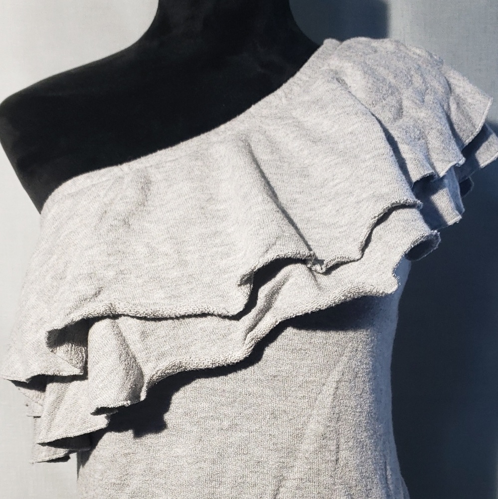 Chelsea28 Ruffled Sweatshirt